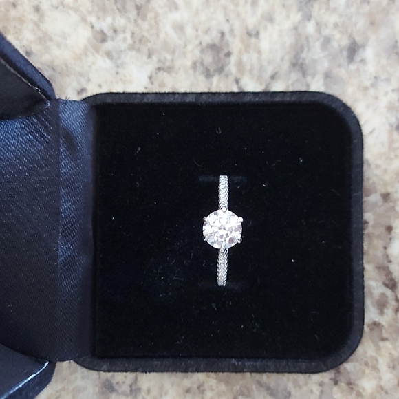 1 Carat Moissanite Ring - Picture 14 of 16